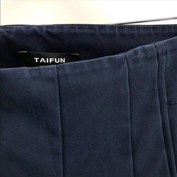 TAIFUN | Navy Blue Tapered Pants Size 29 - Picture 6 of 7
